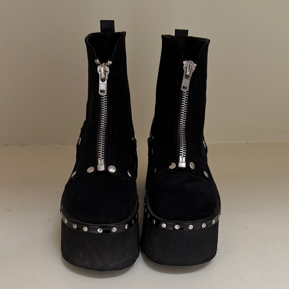 Demonia Ashes 100 Black Platform Ankle Boots